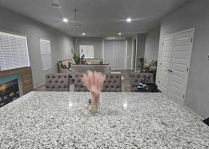 Apartment Modern Desert Retreat W Ac & Mountain Views Marana
