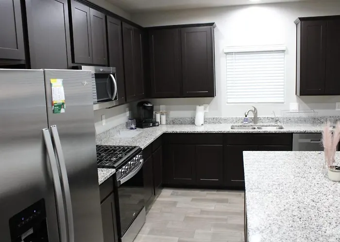 Modern Desert Retreat W Ac & Mountain Views Apartment Marana