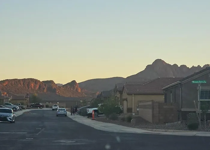 Apartment Modern Desert Retreat W Ac & Mountain Views